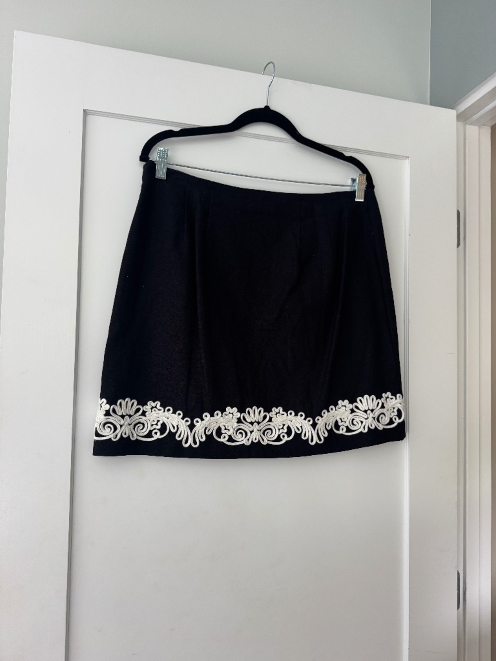 LOFT Black, Mini-Skirt with White Contrasting Embroidered Hem Detail, Size 10